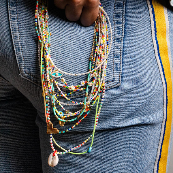 MIYUKI BEADS MUCHAS FLORES